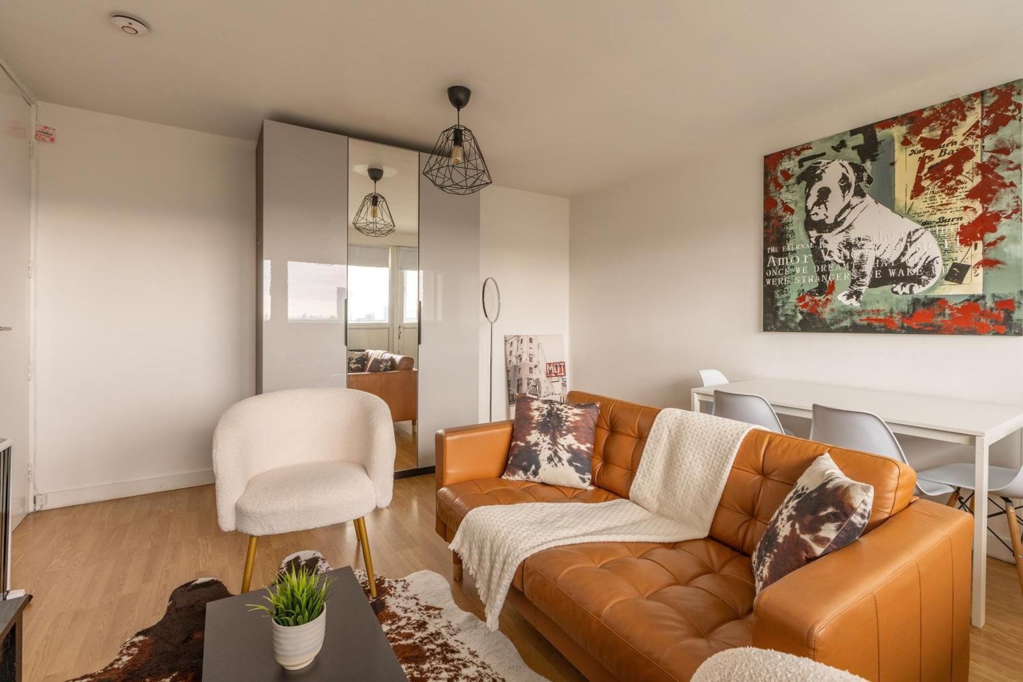 City View Apartments - Bow Лондон Экстерьер фото