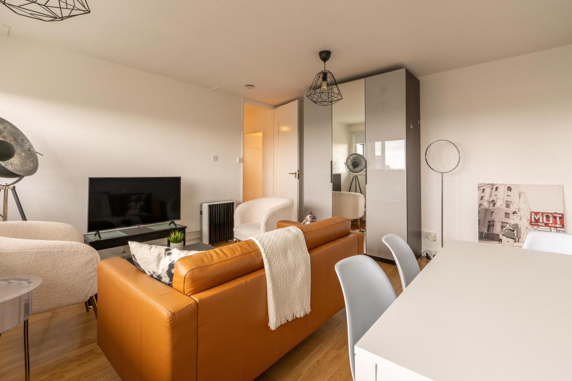 City View Apartments - Bow Лондон Экстерьер фото